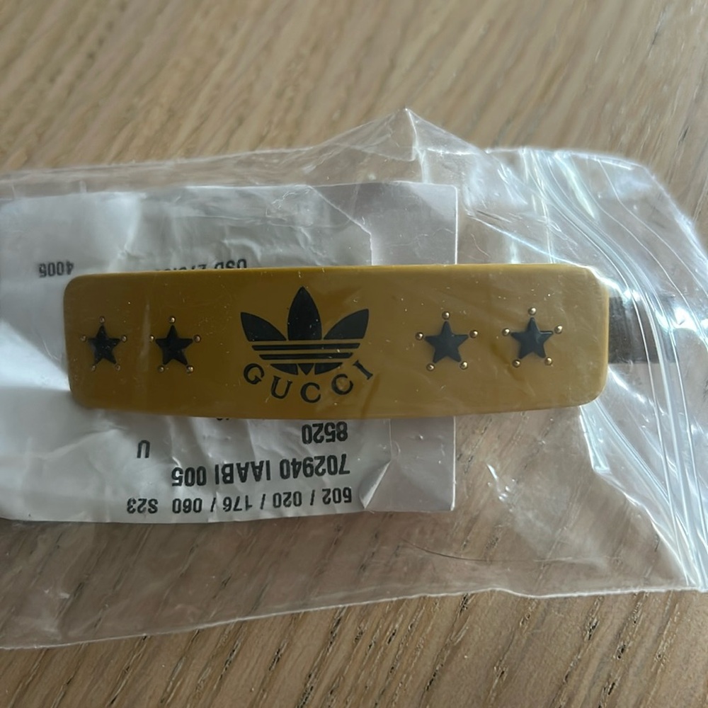 Gucci adidas clip